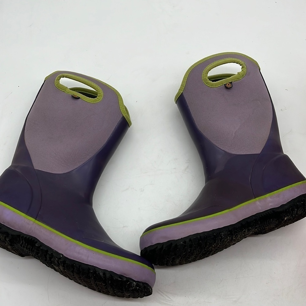 Bogs Purple Slushie a winter Boots Sz 5 youth - see flaw on inside right boot